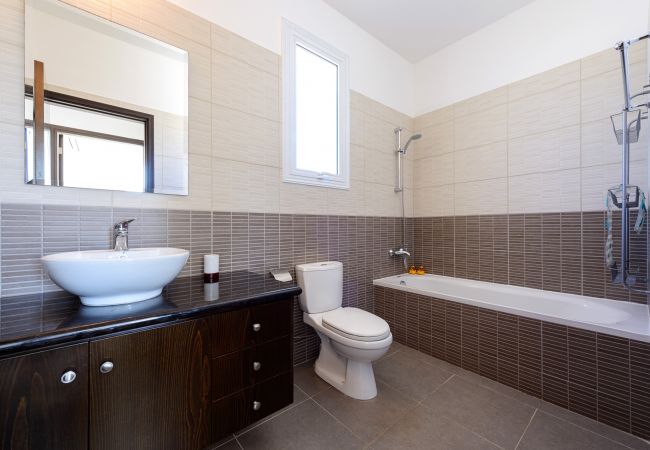 Villa in Protaras - 3bedroom Villa with pool in Pernera Villa in Protaras - 3bedroom Villa with pool in Pernera