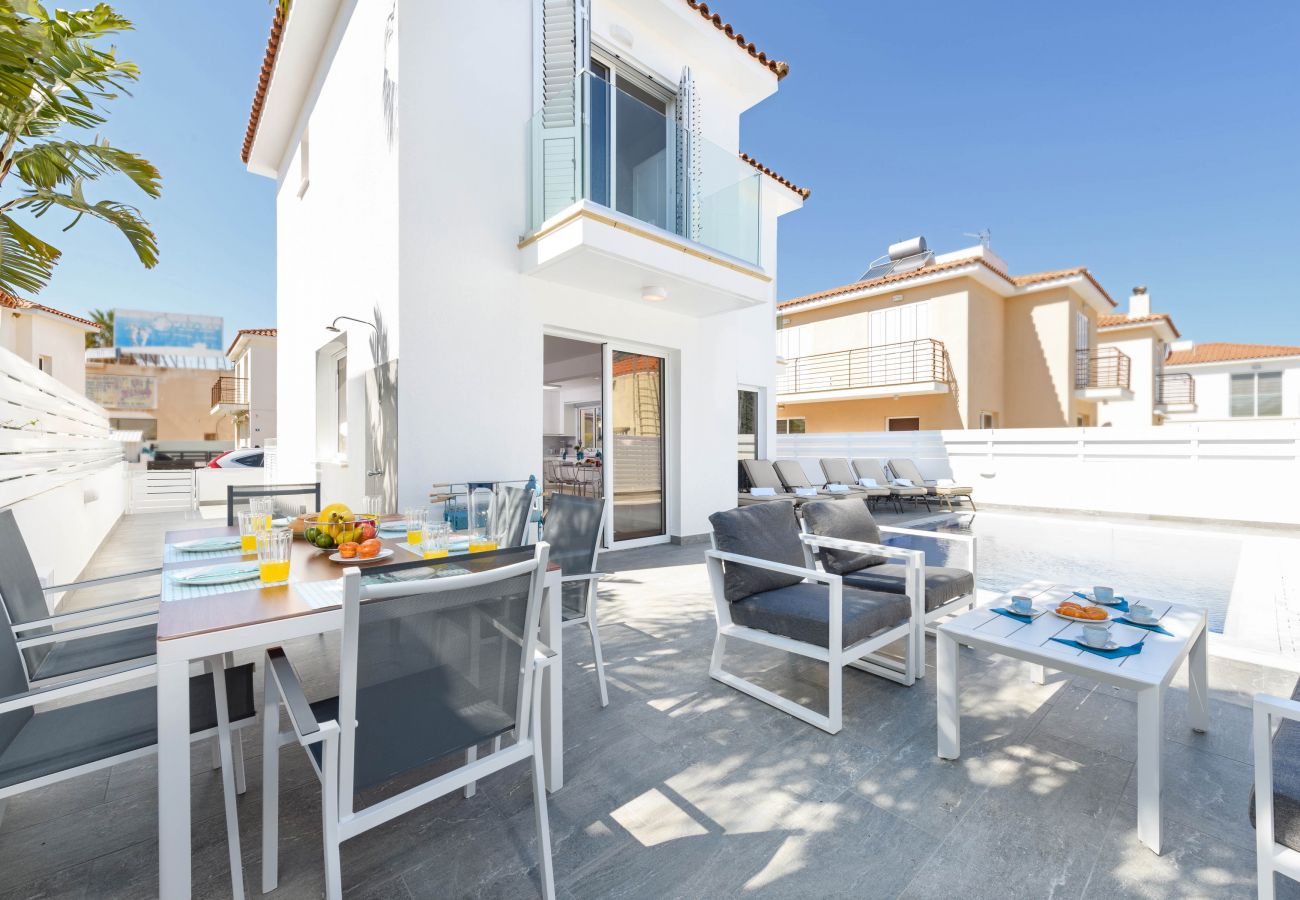 Villa in Protaras - 3 bedroom Villa with pool in Pernera