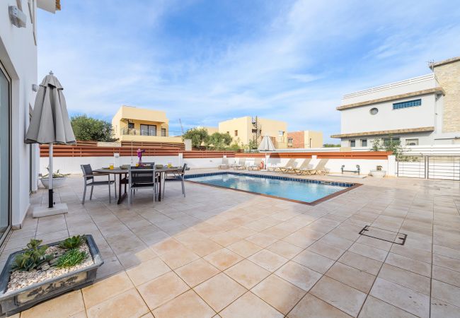 Villa in Protaras - Sunrise Bay Villa #1 Villa in Protaras - Sunrise Bay Villa #1