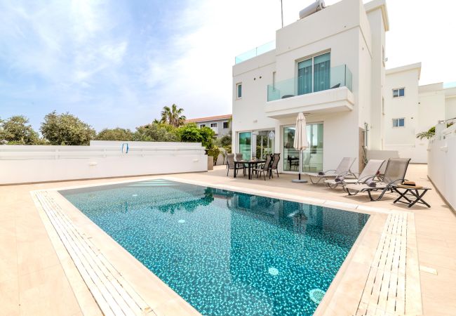 Villa in Protaras - Green Bay Villa #14