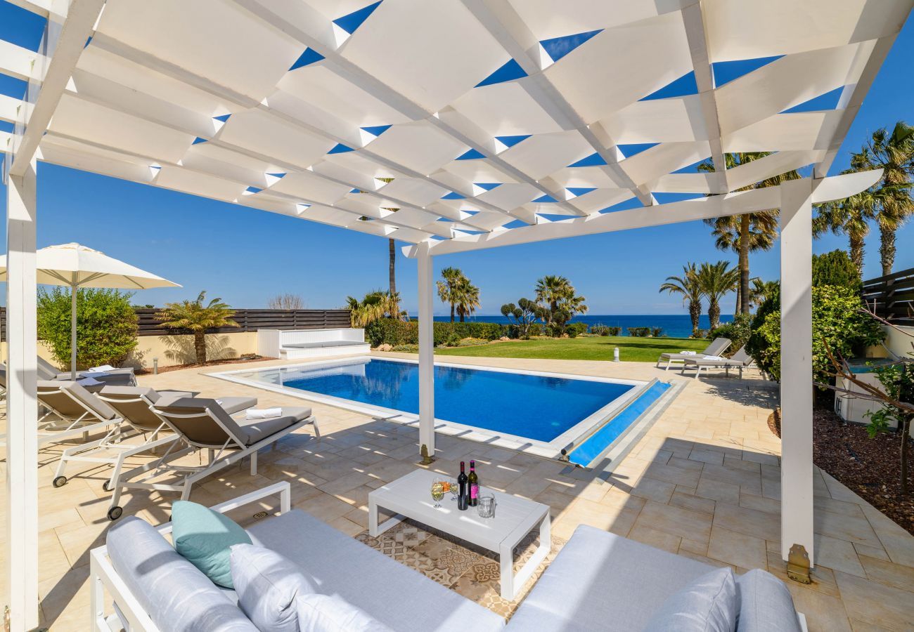 Villa in Protaras - Royal Beachfront Villa