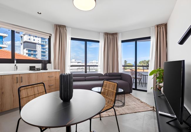 Ferienwohnung in Larnaca - Finikoudes Marina View 201 Ferienwohnung in Larnaca - Finikoudes Marina View 201