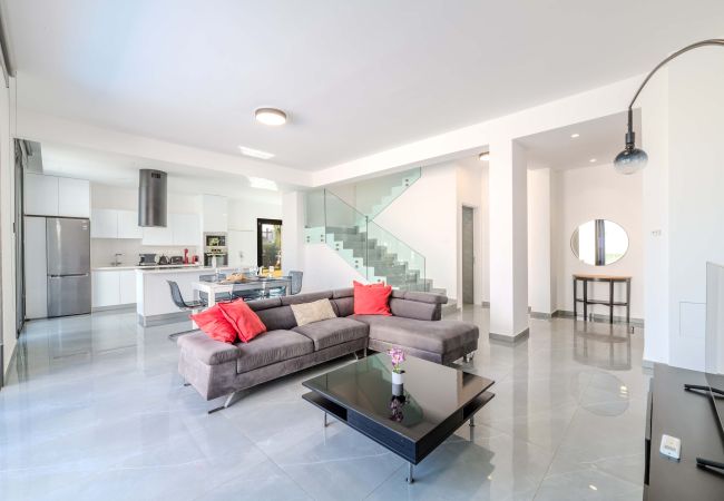 Villa in Protaras - By The Beach - Aura Villa Villa in Protaras - By The Beach - Aura Villa