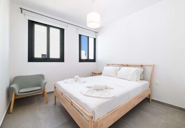 Villa in Protaras - By The Beach - Blue Topaz Villa Villa in Protaras - By The Beach - Blue Topaz Villa