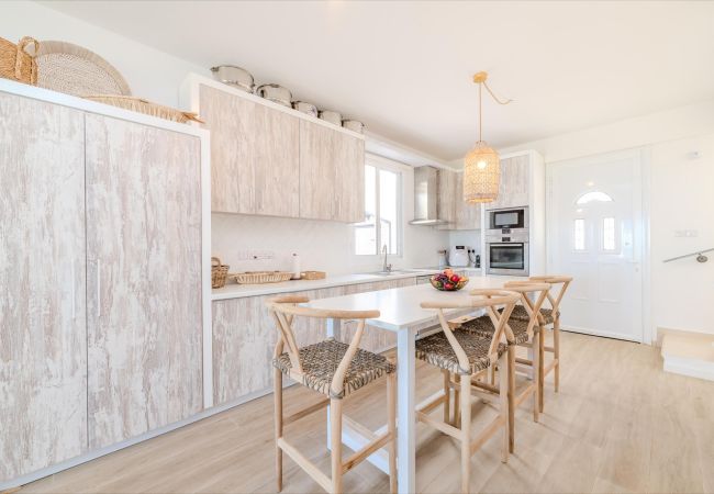 Villa in Ayia Napa - Ayia Thekla Beach House Villa in Ayia Napa - Ayia Thekla Beach House