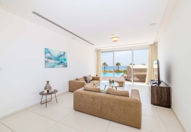 Villa in Ayia Napa - Vivo Mare Panorama Beachfront Villa Villa in Ayia Napa - Vivo Mare Panorama Beachfront Villa