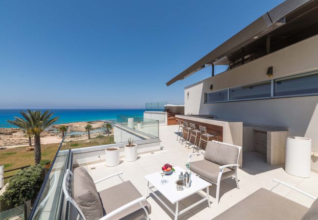 Villa in Ayia Napa - Vivo Mare Panorama Beachfront Villa Villa in Ayia Napa - Vivo Mare Panorama Beachfront Villa