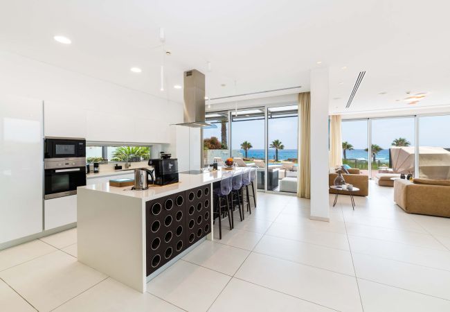 Villa in Ayia Napa - Vivo Mare Panorama Beachfront Villa Villa in Ayia Napa - Vivo Mare Panorama Beachfront Villa