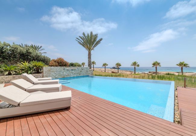 Villa in Ayia Napa - Vivo Mare Panorama Beachfront Villa Villa in Ayia Napa - Vivo Mare Panorama Beachfront Villa
