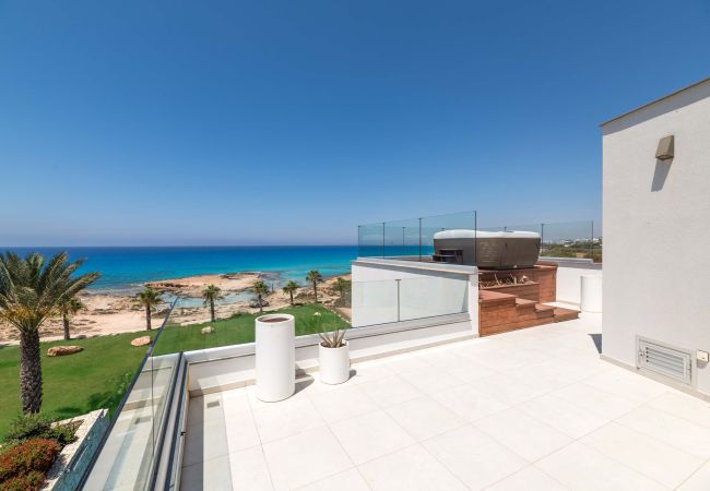 Villa in Ayia Napa - Vivo Mare Panorama Beachfront Villa Villa in Ayia Napa - Vivo Mare Panorama Beachfront Villa