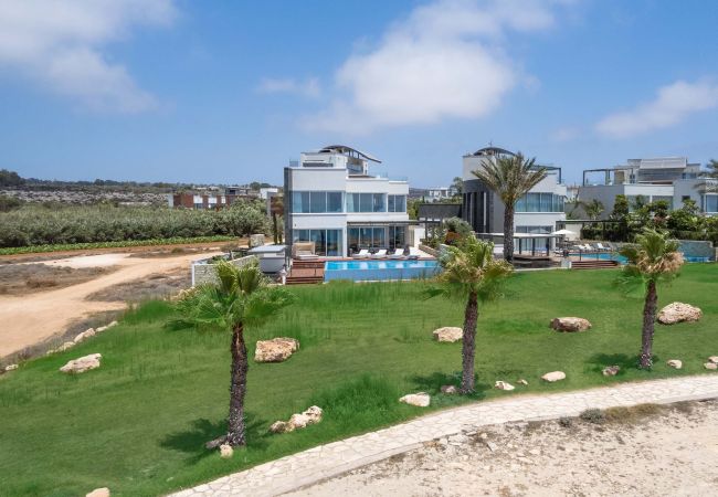 Villa in Ayia Napa - Vivo Mare Panorama Beachfront Villa Villa in Ayia Napa - Vivo Mare Panorama Beachfront Villa