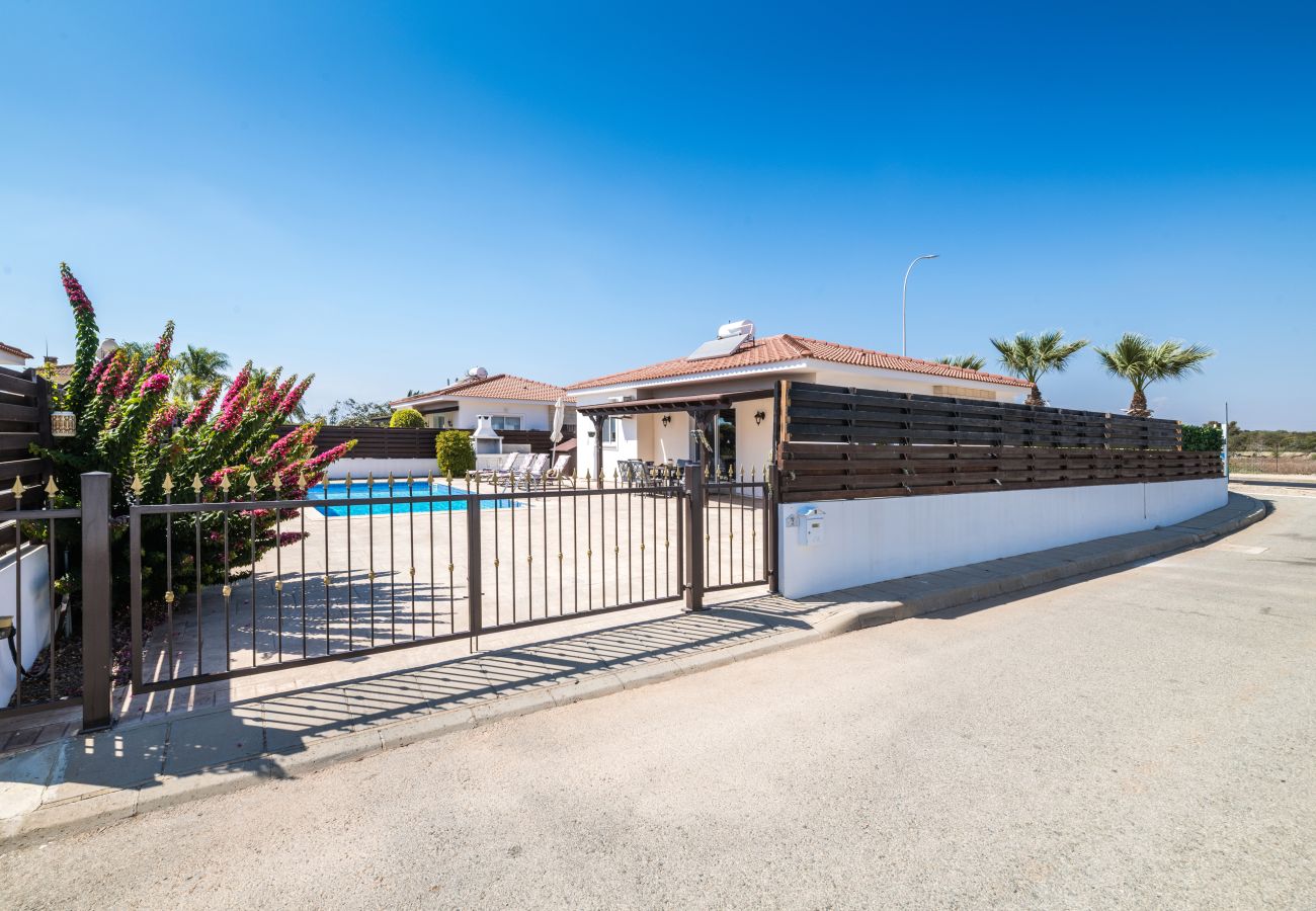 Villa in Ayia Napa - Sunrise Ayia Thekla Bungalow
