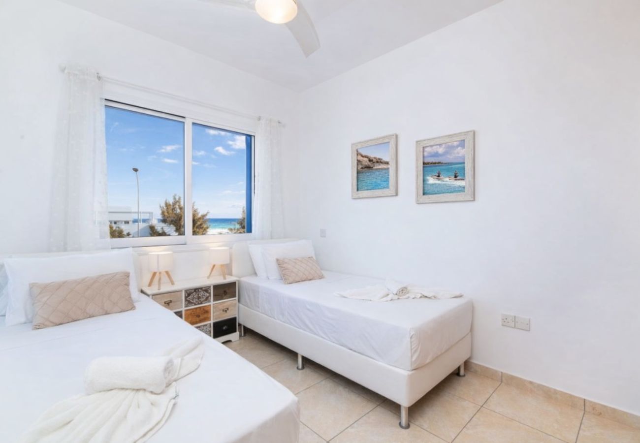 Villa in Protaras - Blue Horizon Villa