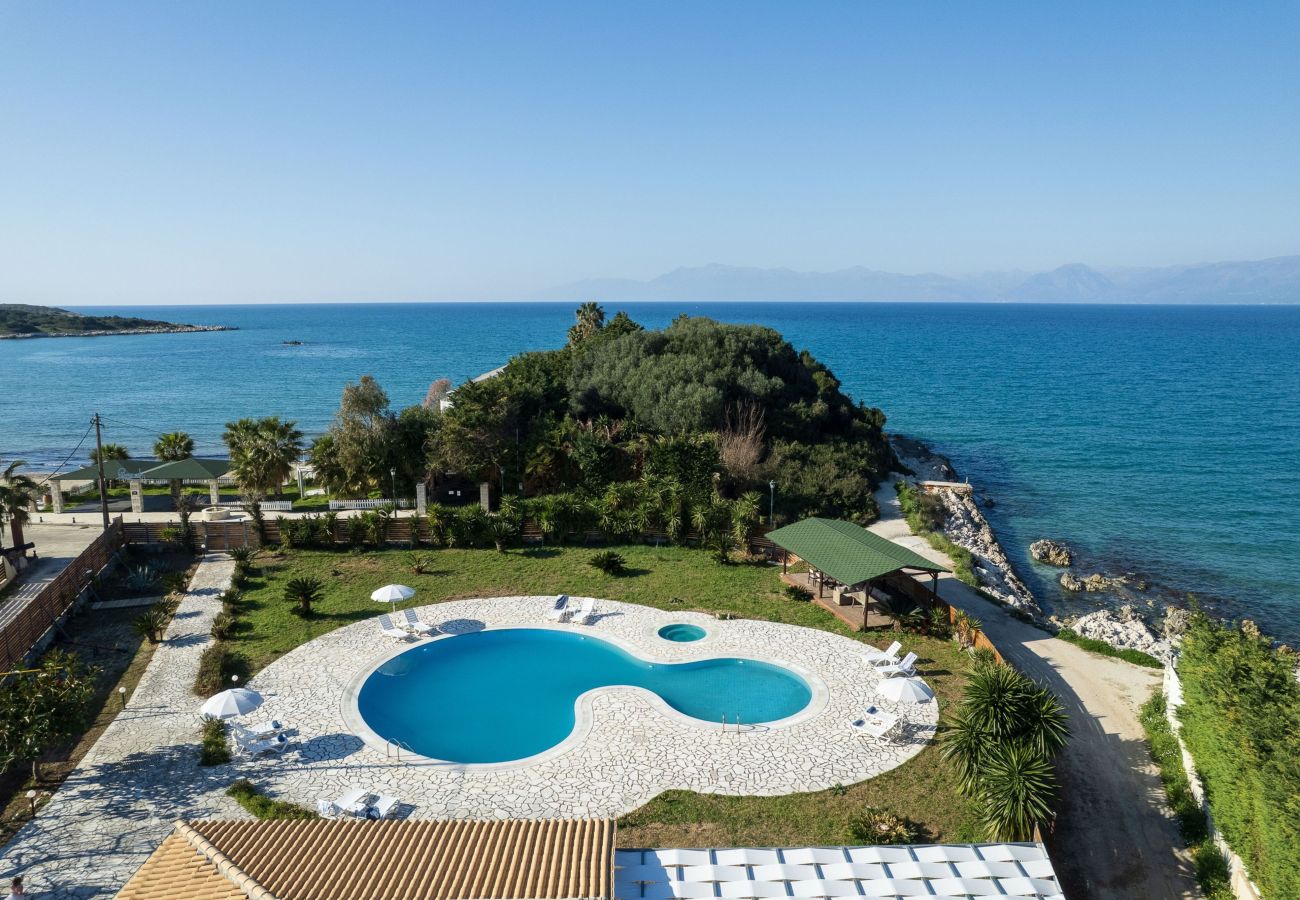 Villa in Acharavi - Villa Aurora Blue - Corfu