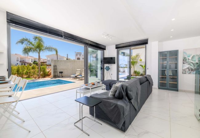 Villa à Protaras - By The Beach – Royal Sapphire Villa Villa à Protaras - By The Beach – Royal Sapphire Villa