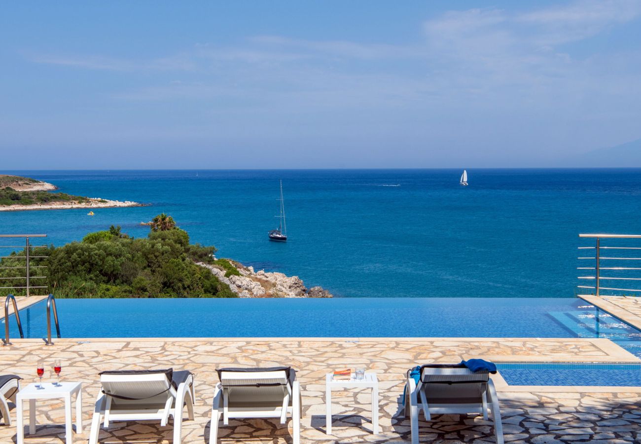 Villa à Agios Spyridon - Beachfront Villa Seasun - Corfu