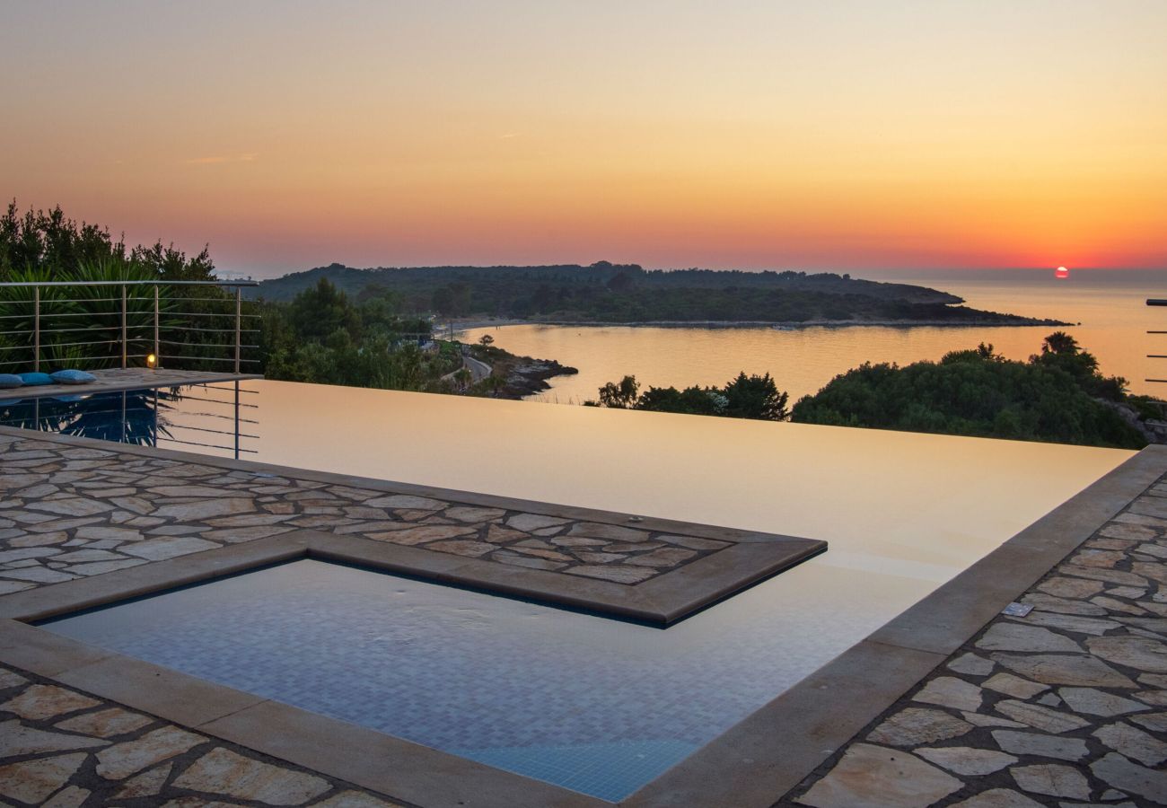 Villa à Agios Spyridon - Beachfront Villa Seasun - Corfu