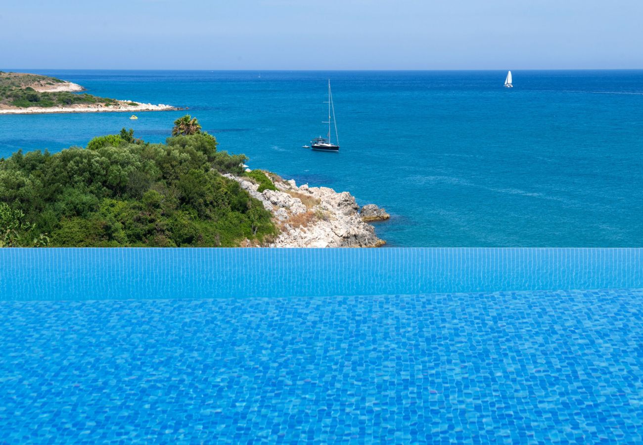 Villa à Agios Spyridon - Beachfront Villa Seasun - Corfu