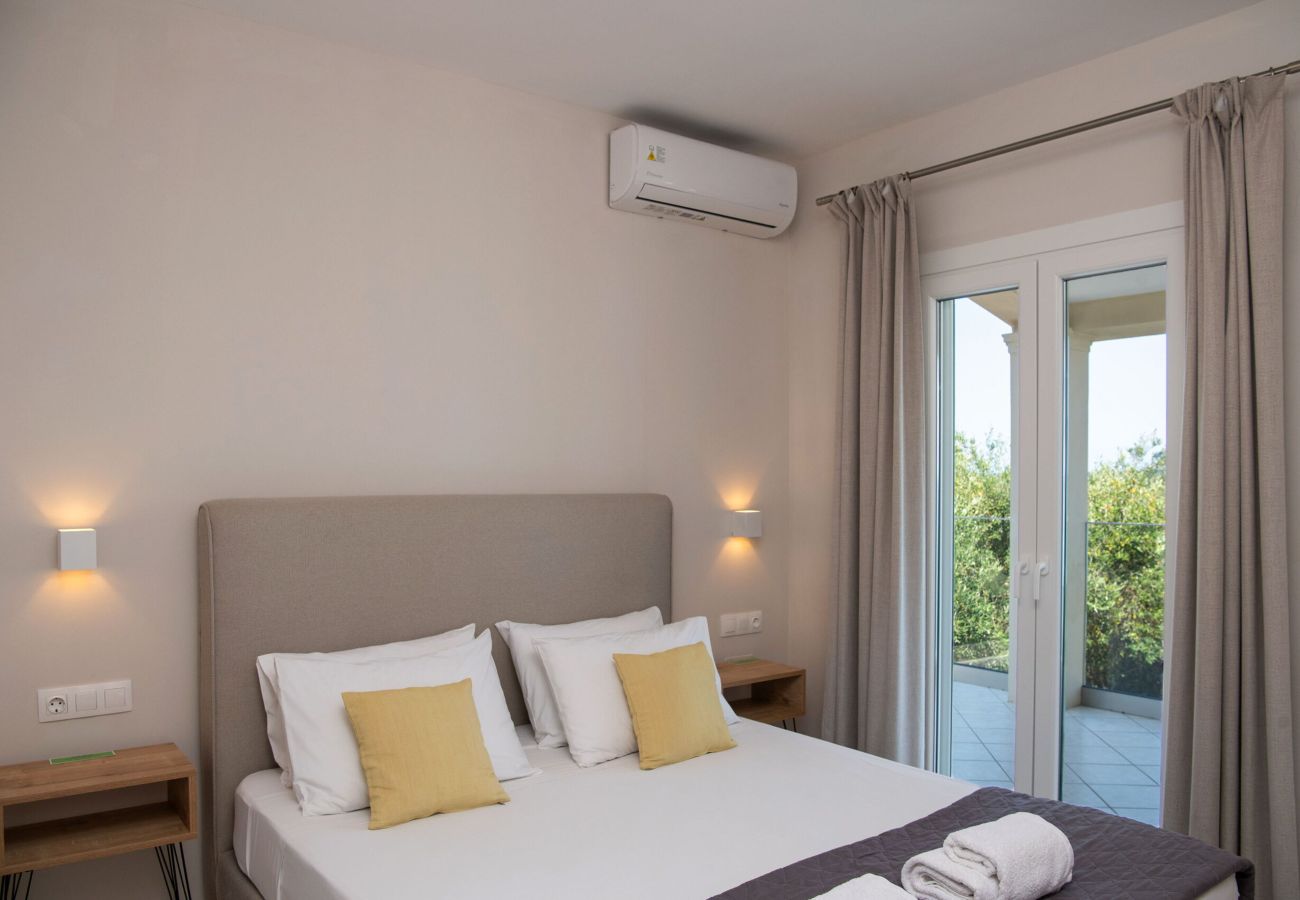 Villa à Agios Spyridon - Beachfront Villa Seasun - Corfu