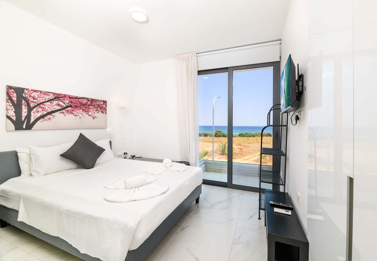 Villa a Protaras - By The Beach - Emerald Seaview Villa