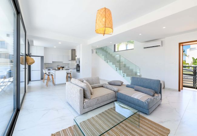 Villa a Protaras - By The Beach - White Coral Villa Villa a Protaras - By The Beach - White Coral Villa