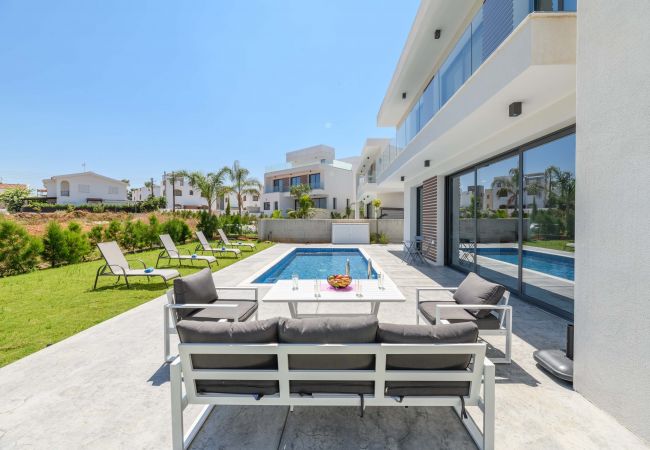 Villa a Protaras - By The Beach - White Coral Villa Villa a Protaras - By The Beach - White Coral Villa