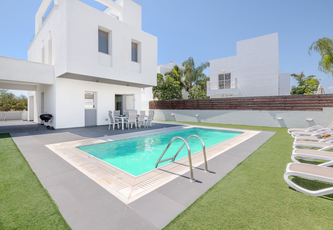 Villa a Ayia Napa - Villa Amelia