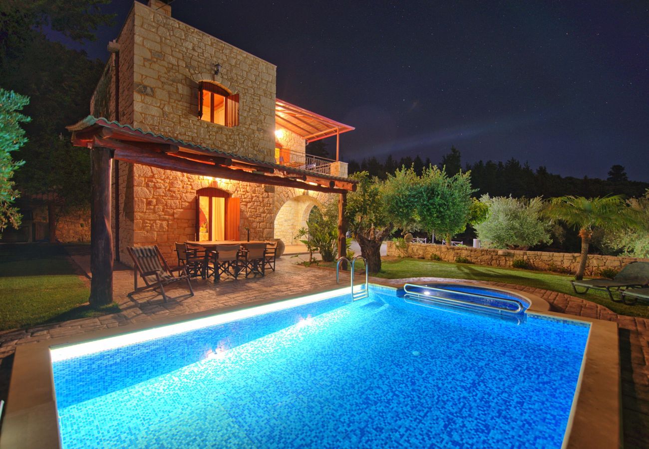 Villa a Vrises - Villa Nipos - Crete