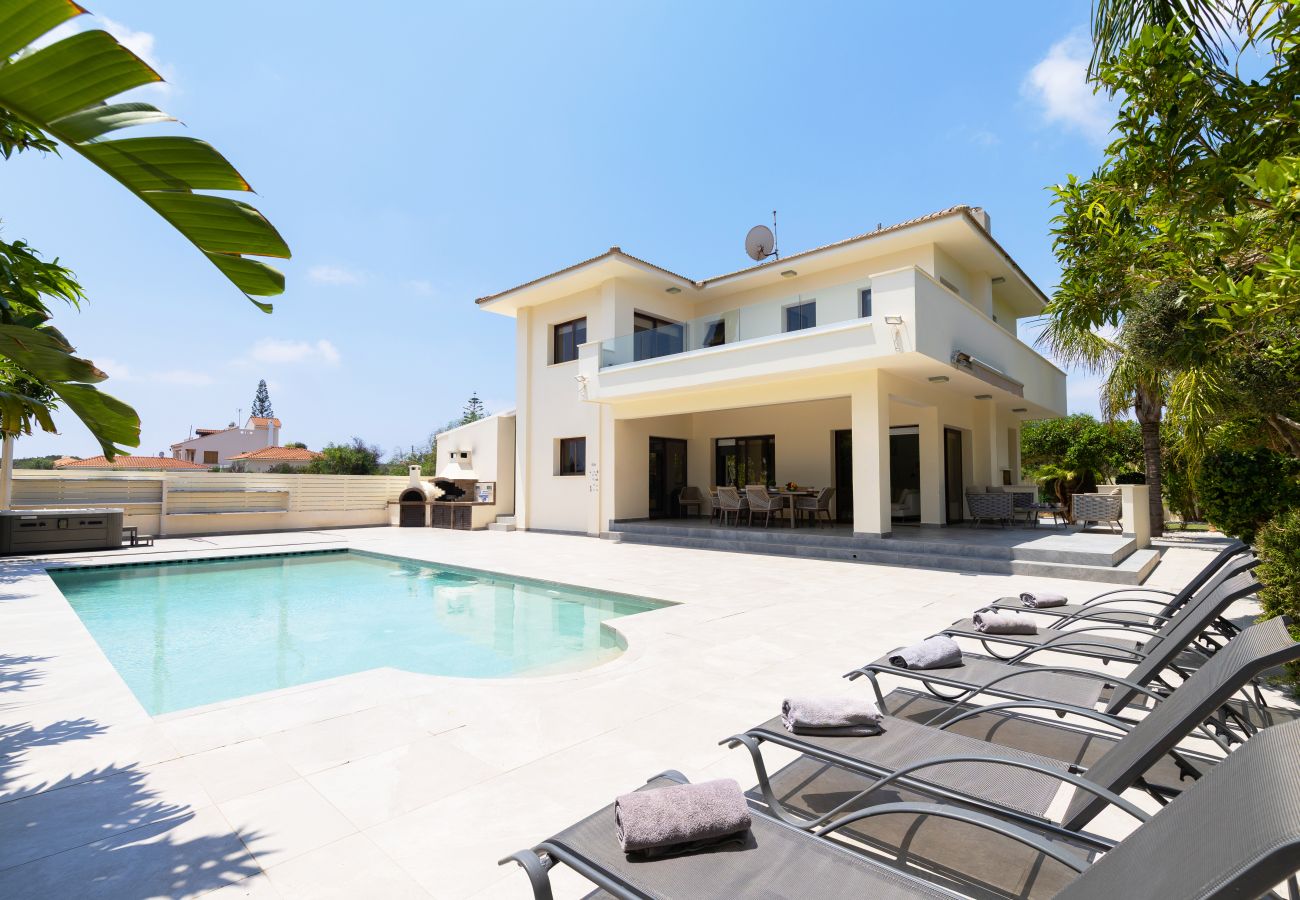 Villa a Ayia Napa - Villa Konnosa