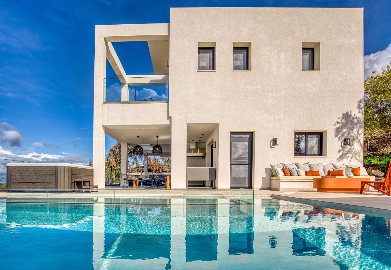 Villa a Acharavi - Villa Dominante - Corfu
