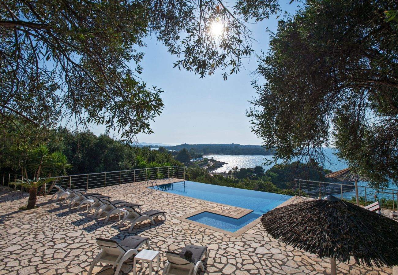 Villa a Agios Spyridon - Beachfront Villa Seasun - Corfu