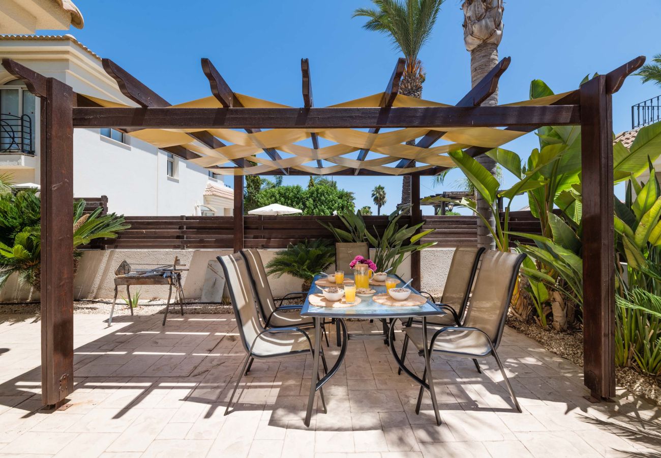 Willa w Protaras - Villa Alex