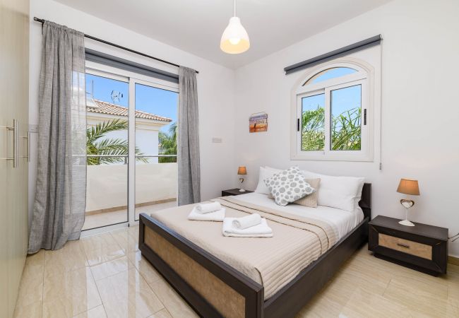 Willa w Protaras - Villa Clementine Willa w Protaras - Villa Clementine