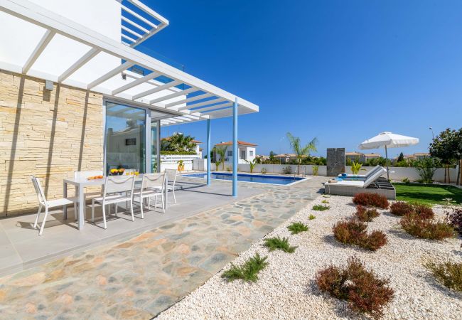 Willa w Protaras - Mylos Lifestyle Seaview Villa #15 Willa w Protaras - Mylos Lifestyle Seaview Villa #15