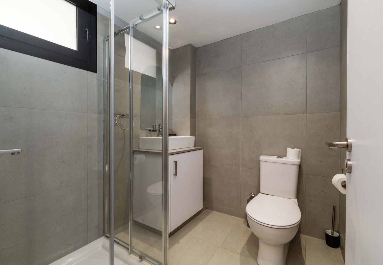 Apartament w Larnaca - Finikoudes Marina View 202