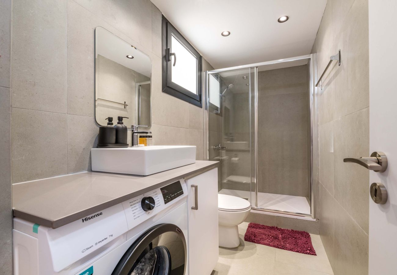 Apartament w Larnaca - Finikoudes Marina View 102