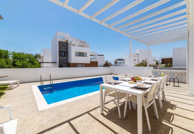 Willa w Ayia Napa - Elite Blu Heights Villa Willa w Ayia Napa - Elite Blu Heights Villa