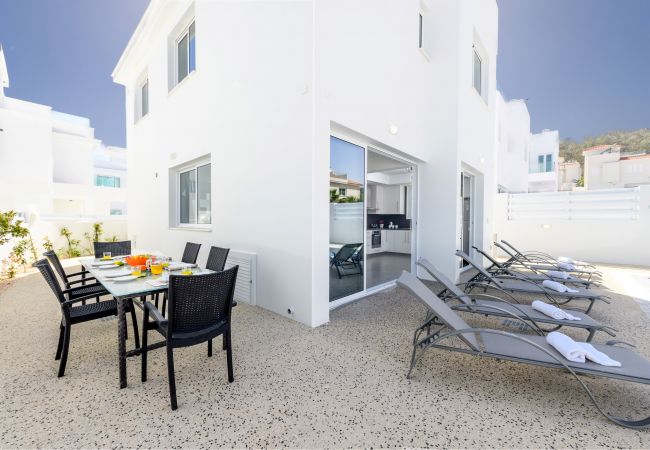 Villa in Protaras - Green Bay Villa #13 Villa in Protaras - Green Bay Villa #13