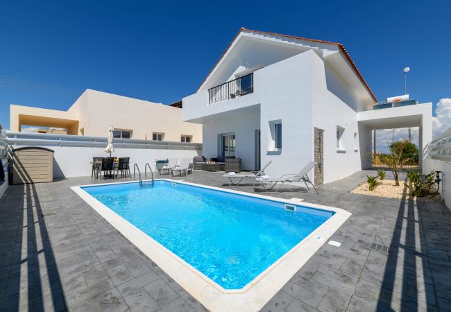 Villa in Xylofagou - Villa Olivia Villa in Xylofagou - Villa Olivia