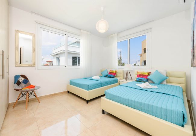 Villa in Protaras - Green Bay Villa #16 Villa in Protaras - Green Bay Villa #16