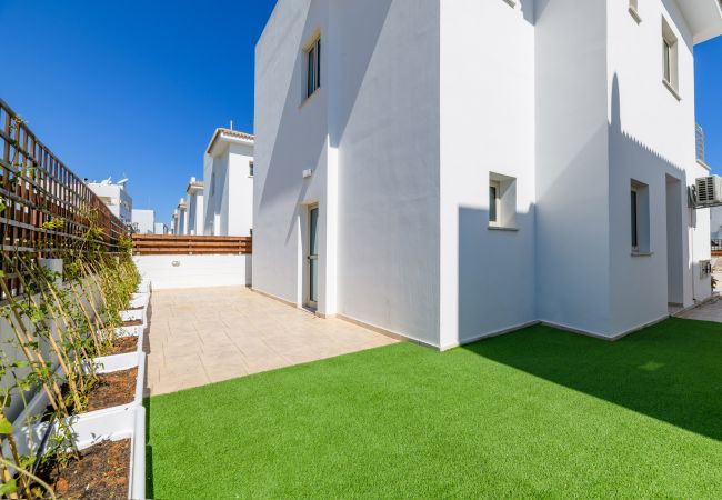 Villa in Protaras - Sunrise Bay Villa #6 Villa in Protaras - Sunrise Bay Villa #6