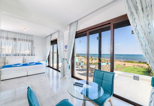 Villa in Ayia Napa - Serenity Seafront Villa Villa in Ayia Napa - Serenity Seafront Villa