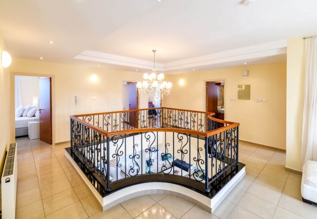 Villa in Protaras - Royal Beachfront Villa Villa in Protaras - Royal Beachfront Villa