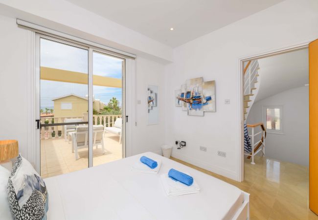 Villa in Ayia Napa - Sirens Beach House Villa in Ayia Napa - Sirens Beach House