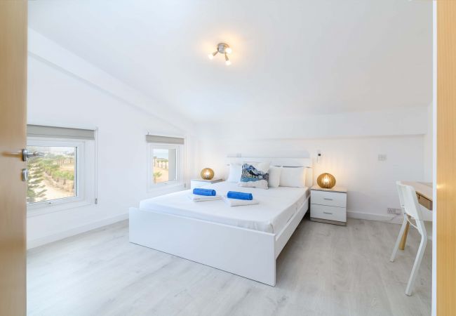 Villa in Ayia Napa - Sirens Beach House Villa in Ayia Napa - Sirens Beach House