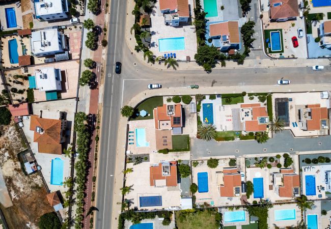 Villa in Ayia Napa - Villa Sarah Villa in Ayia Napa - Villa Sarah