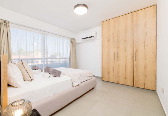 Apartment in Larnaca - Finikoudes Marina View 102 Apartment in Larnaca - Finikoudes Marina View 102