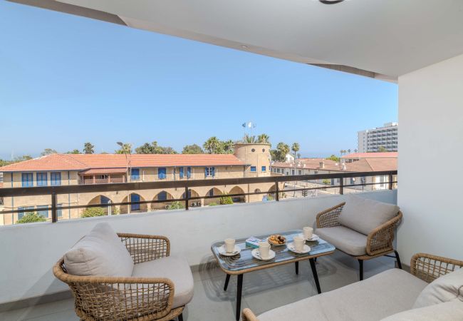 Apartment in Larnaca - Finikoudes Marina View 102 Apartment in Larnaca - Finikoudes Marina View 102