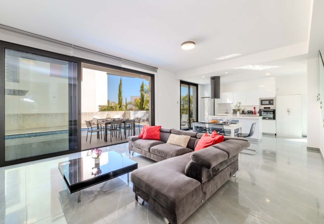 Villa in Protaras - By The Beach - Aura Villa Villa in Protaras - By The Beach - Aura Villa