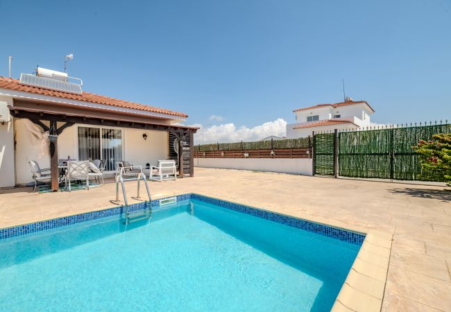 Villa in Ayia Napa - Sunrise Ayia Thekla Bungalow